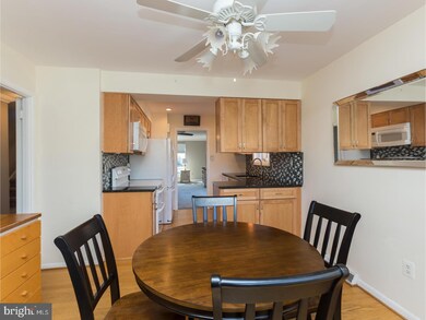 985 Putnam Blvd unit 82, Wallingford, PA 19086 - photo 6