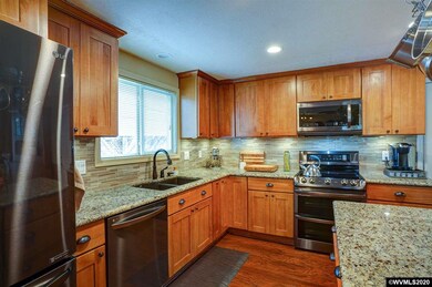 825 Fran St SE, Salem, OR 97306 - photo 7