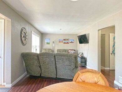 107 W Pioneer Ave, Shenandoah, IA 51601 - photo 6