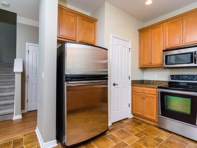 9634 Simeon Dr, Land O Lakes, FL 34638 - photo 6