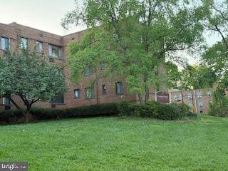 4715 1st St SW unit 302, Washington, DC 20032 - photo 2