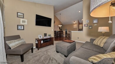 5313 Tudor Dr unit 5313, Pompton Plains, NJ 07444 - photo 3