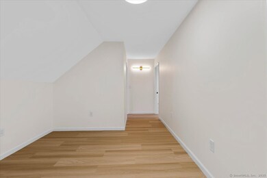 590 Whitney Ave unit 3, New Haven, CT 06511 - photo 7