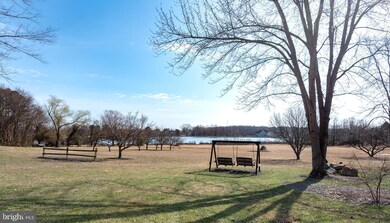 6787 Riley Rd, Warrenton, VA 20187 - photo 2