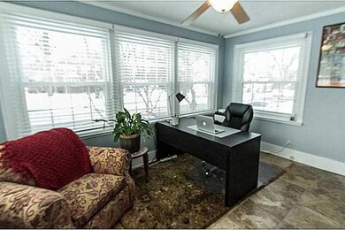Studio/Study/Office.