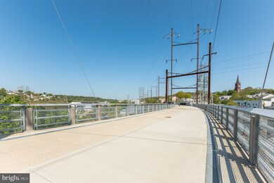 141 Krams Ave unit 10, Philadelphia, PA 19127 - photo 2