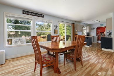 4324 Shadowood Dr, Clinton, WA 98236 - photo 6