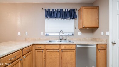 4702 N 110th Ave-16