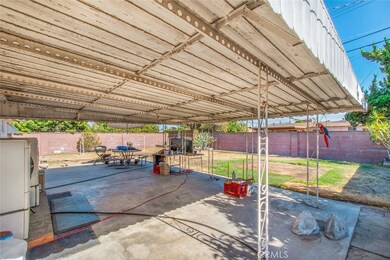REAR PATIO WITH METAL COVERING