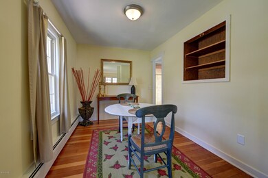 211 Dining Room