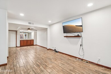 4 E La Diosa Dr, Tempe, AZ 85282 - photo 7