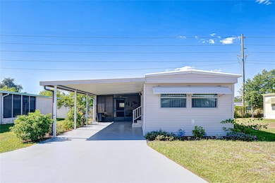 5315 Antigua Dr, Zephyrhills, FL 33541 - photo 2