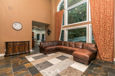 2817 Seneca Ct NE, Cedar Rapids, IA 52402 - photo 3