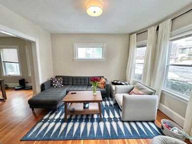 98 Putnam St unit 1, Watertown, MA 02472 - photo 3