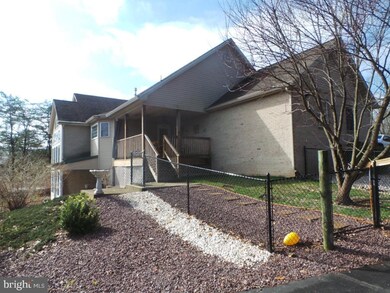 741 Ridersville Rd, Berkeley Springs, WV 25411 - photo 4