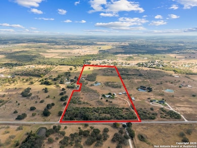 2425 Elm Creek Rd, Seguin, TX 78155 - photo 5