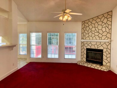 Living room / fireplace