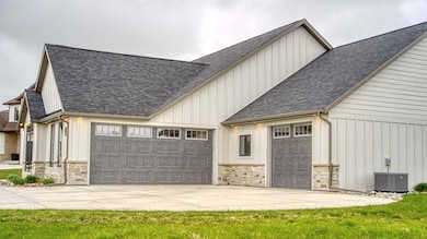 4 Somerset Cir-12