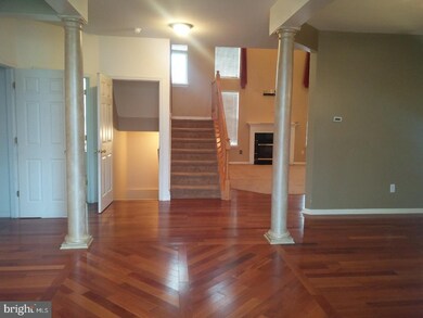 553 Maidstone Dr, Williamstown, NJ 08094 - photo 2