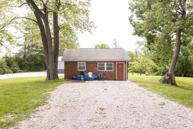 1101 Bethel Mine Rd, Caseyville, IL 62232 - photo 2