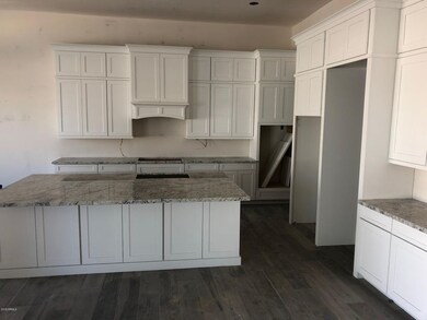 lot 4 kitchen