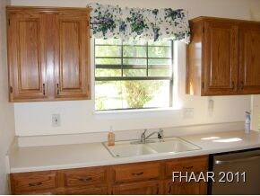 201 Texas St, Copperas Cove, TX 76522 - photo 6