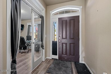 906CrystalAve-5