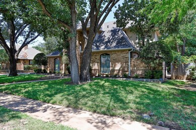 1821 Glenbrook Ct, Bedford, TX 76021 - photo 2