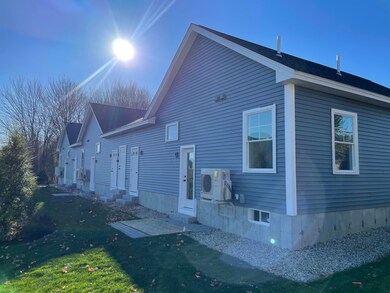 66 Evans St unit 11, South Portland, ME 04106 - photo 3