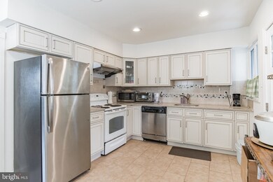 247 Williams Rd, Bryn Mawr, PA 19010 - photo 7