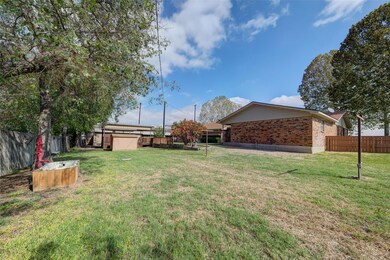 1309 N Church St, Decatur, TX 76234 - photo 6