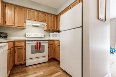 Ample storage space in kitchen!