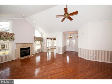 619 Bellflower Rd unit V256, Langhorne, PA 19047 - photo 5