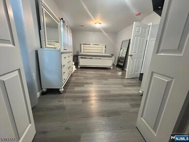 95-97 S Munn Ave unit 3, Newark, NJ 07106 - photo 6