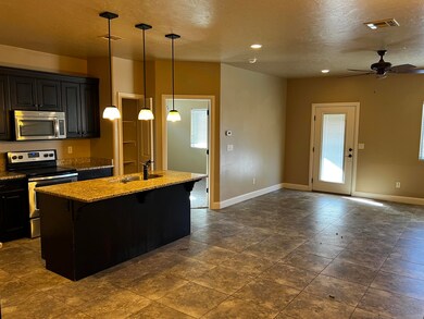 69 S 6130 W, Hurricane, UT 84737 - photo 4