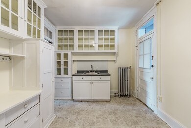 37 O'Connor Ave unit 2L, Holyoke, MA 01040 - photo 6