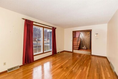 8942 Rene St, Lenexa, KS 66215 - photo 4