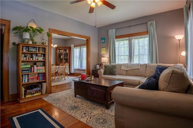 907 W 6th St, Lawrence, KS 66044 - photo 7