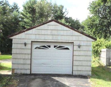 744 Wheelwright Rd, Barre, MA 01005 - photo 2