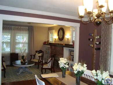 639 SW Webster Ave, Topeka, KS 66606 - photo 4