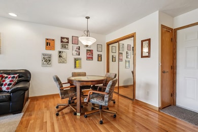 1690 Drum Corps Dr unit A, Menasha, WI 54952 - photo 6