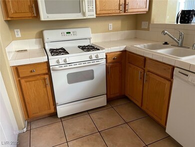 205 Priority Point St, Henderson, NV 89012 - photo 6