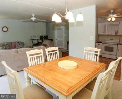 1100 Lore Ave unit 609, Wilmington, DE 19809 - photo 6