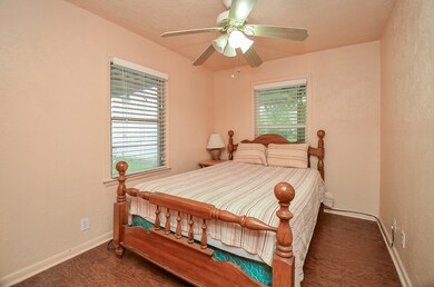 213 Wheaton St, Richmond, TX 77469 - photo 6