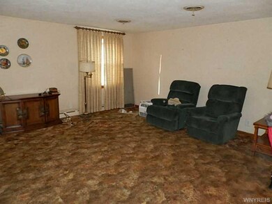 1378 Birch Dr, North Tonawanda, NY 14120 - photo 5