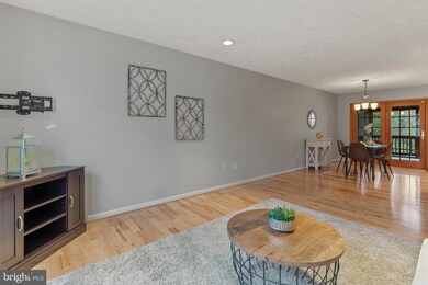 1527 Lochaber Ct, Glen Burnie, MD 21061 - photo 6