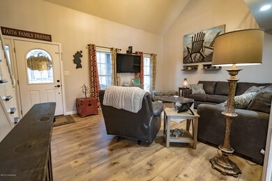 7414 Mayrow Dr, Louisville, KY 40291 - photo 5