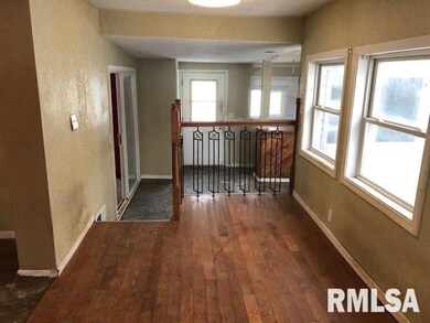 2628 W 49th St, Davenport, IA 52806 - photo 6