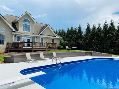 47 Mountain Shadows Dr unit 6, Leicester, NC 28748 - photo 2