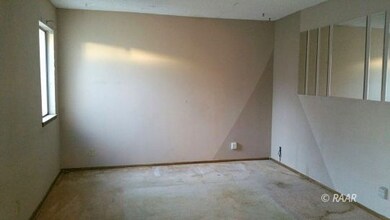 Entry room